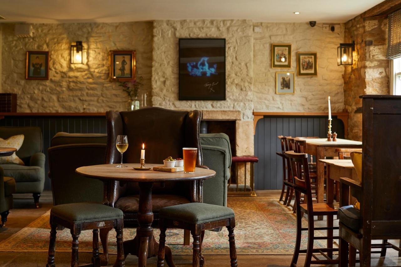 The Kingham Plough Hotel Buitenkant foto