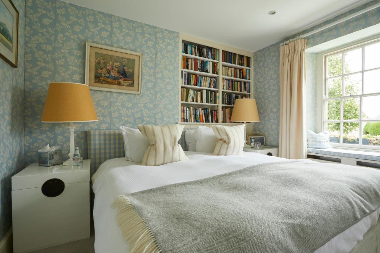 The Kingham Plough Hotel Buitenkant foto