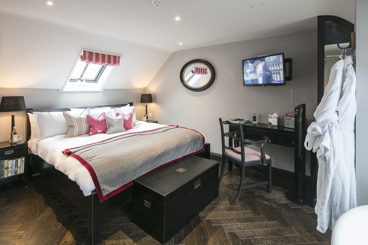 The Kingham Plough Hotel Buitenkant foto